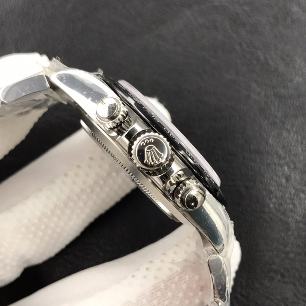 rolex daytona case thickness